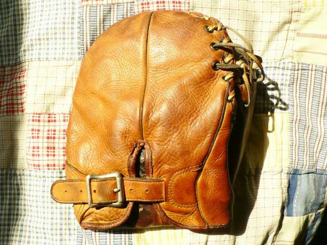 Maycraft Basemitt Back